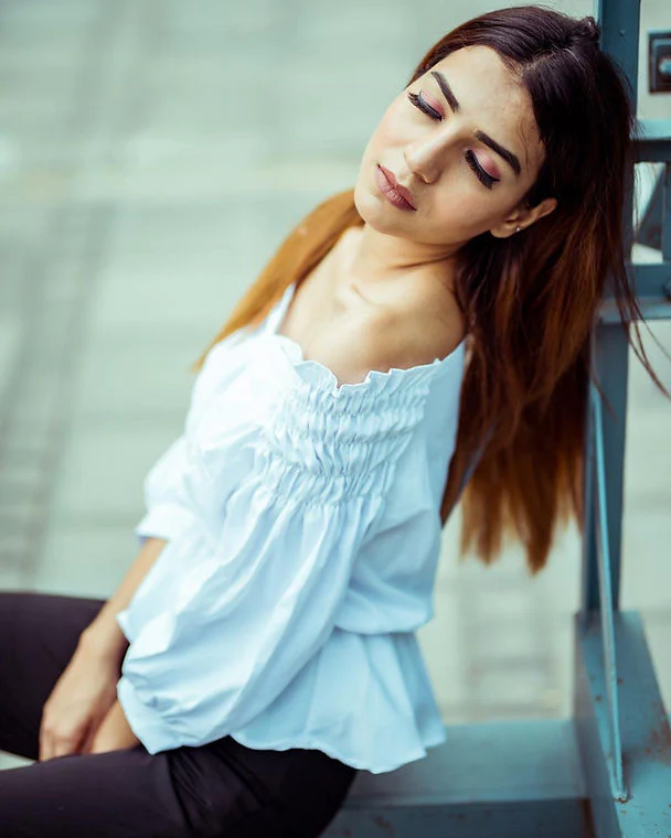 Cotton White Off-Shoulder Top - Image 4