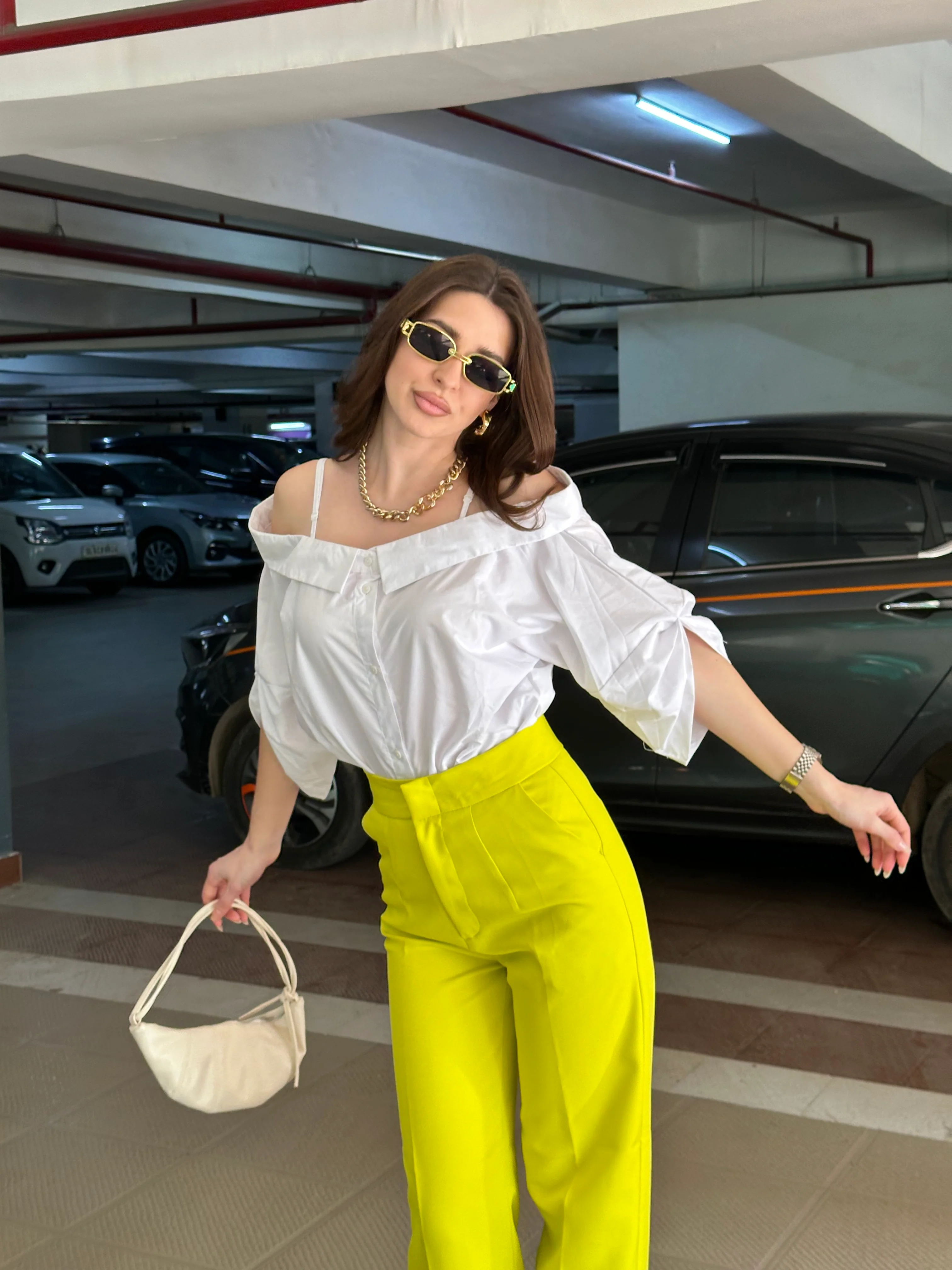 Off-Shoulder White Shirt - Image 6