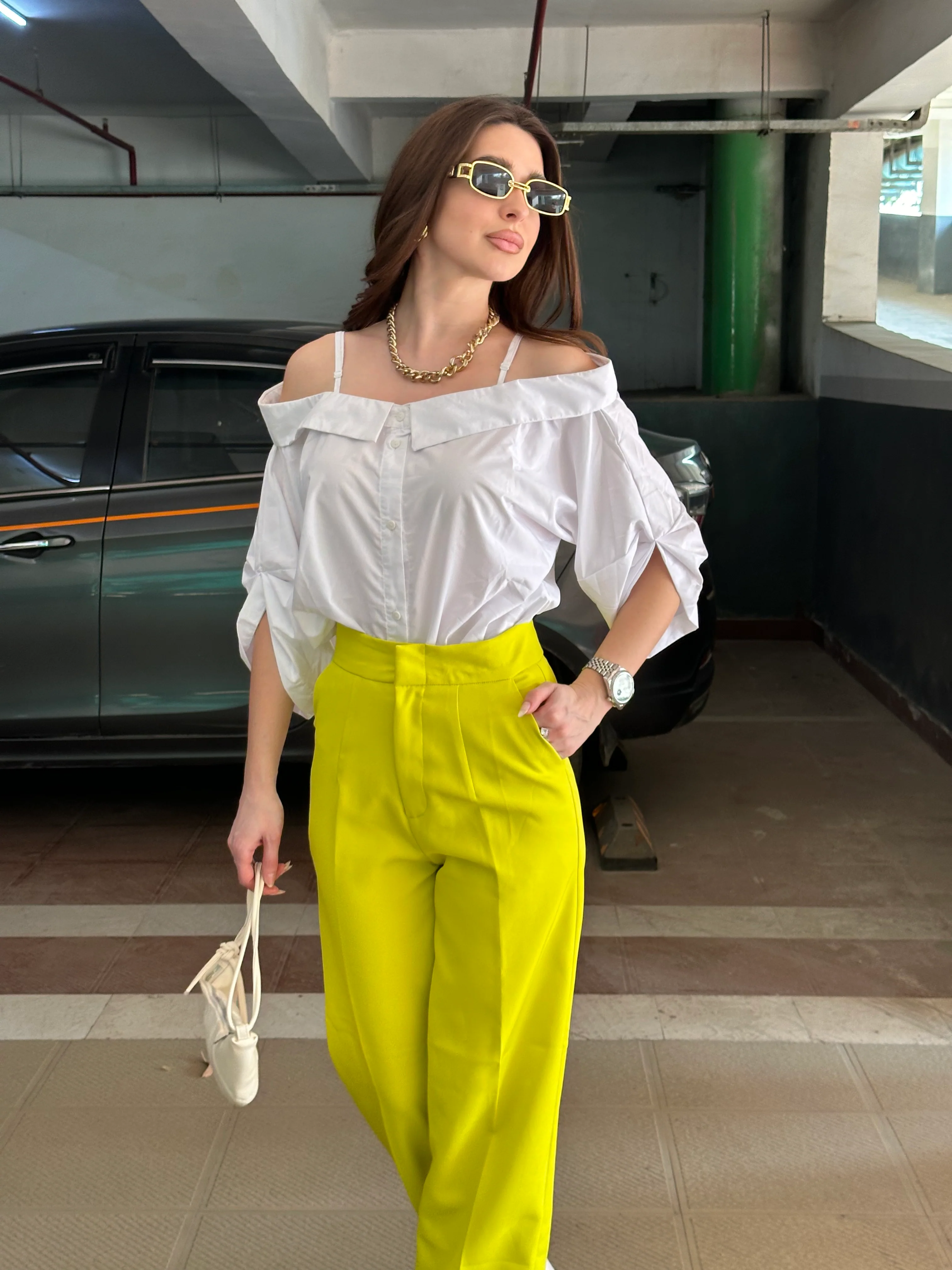 Off-Shoulder White Shirt - Image 7