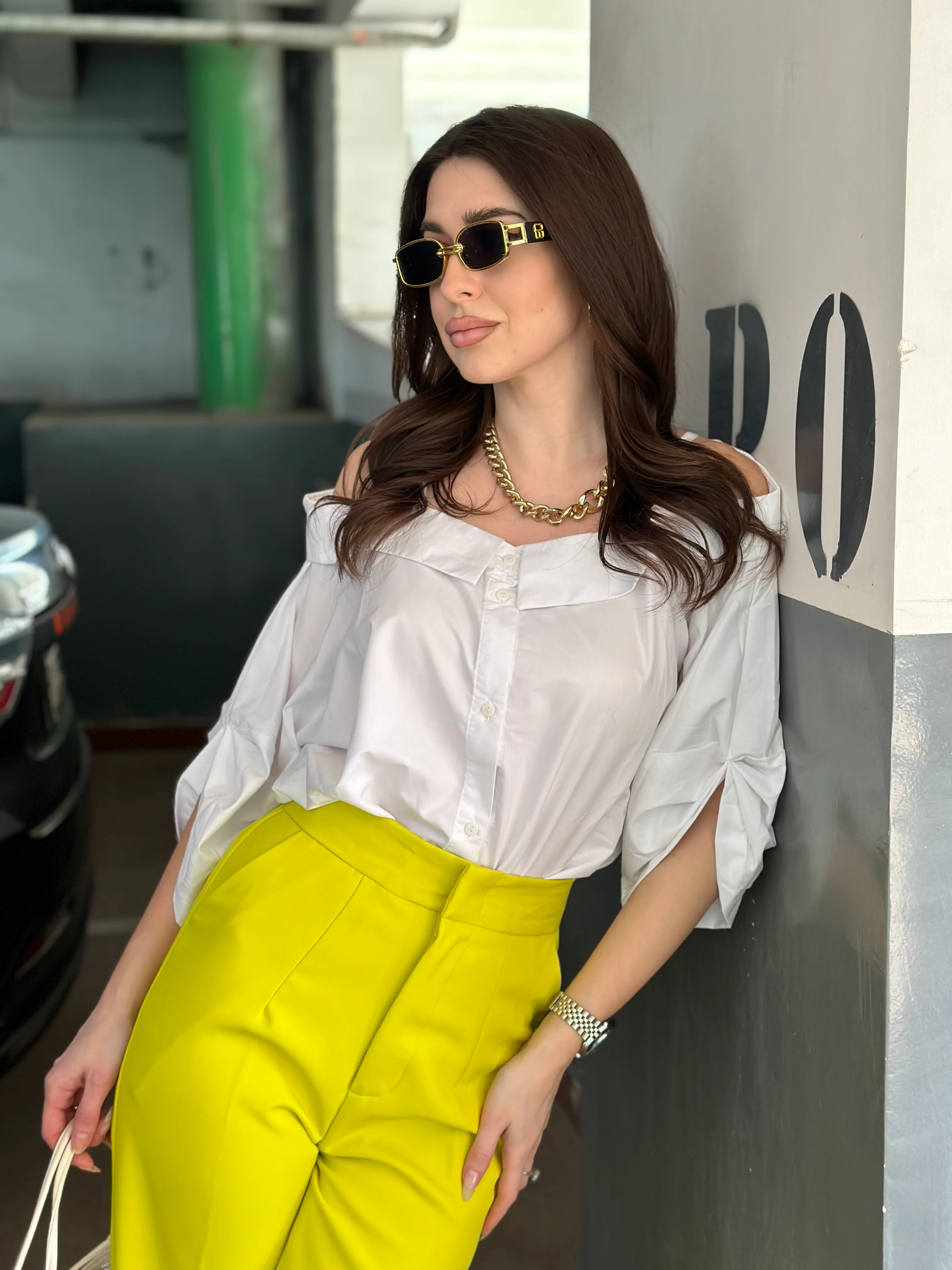Off-Shoulder White Shirt - Image 9