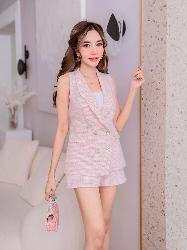 Tweed Sleeveless Double Breasted Blazer With Shorts - Image 9